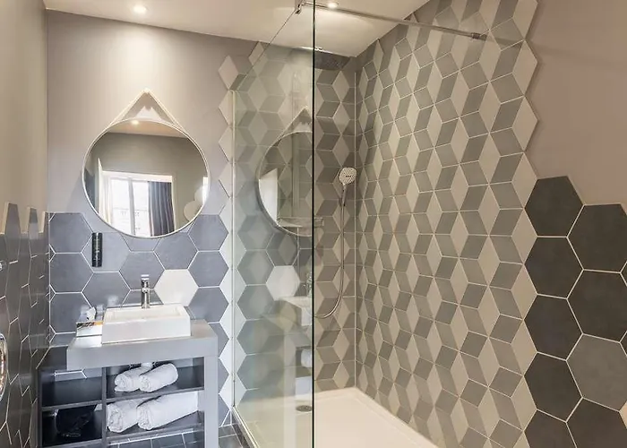 The Originals Boutique Le Lion Hotel *