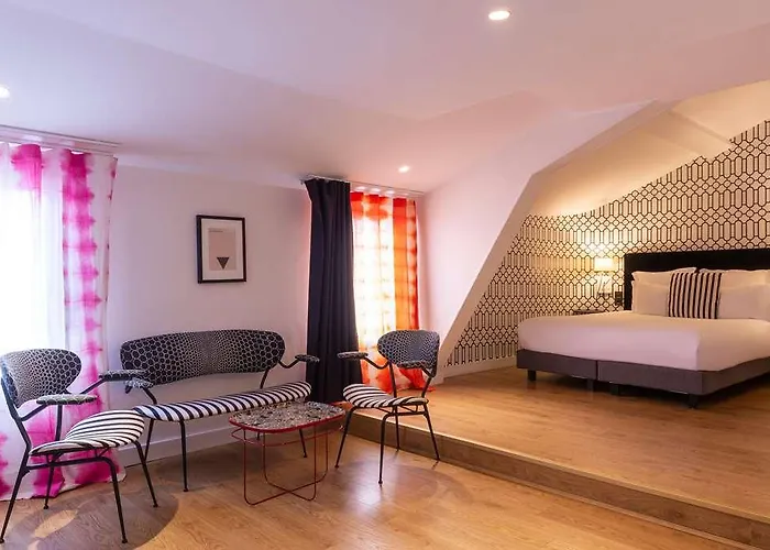 Hotel The Originals Boutique Le Lion Clermont-Ferrand